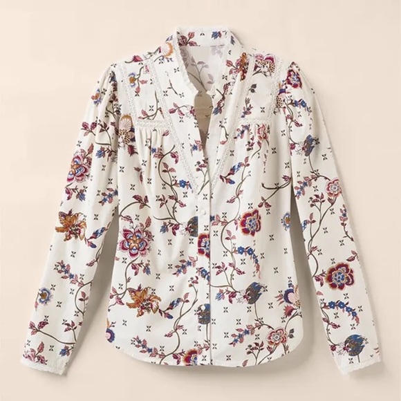 Elegant Floral Women's Blouse - Picture 2 of 12